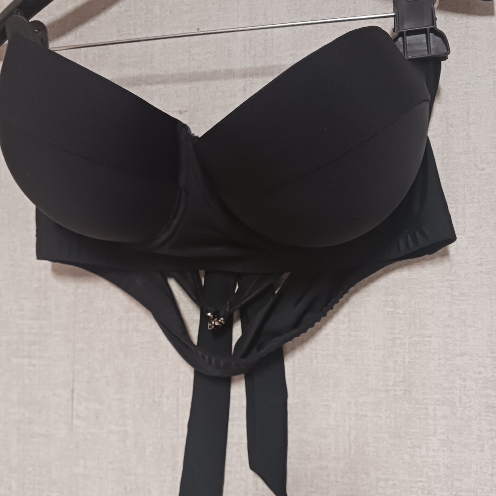 Sea Shell Bikini Top - Picture 2 of 10